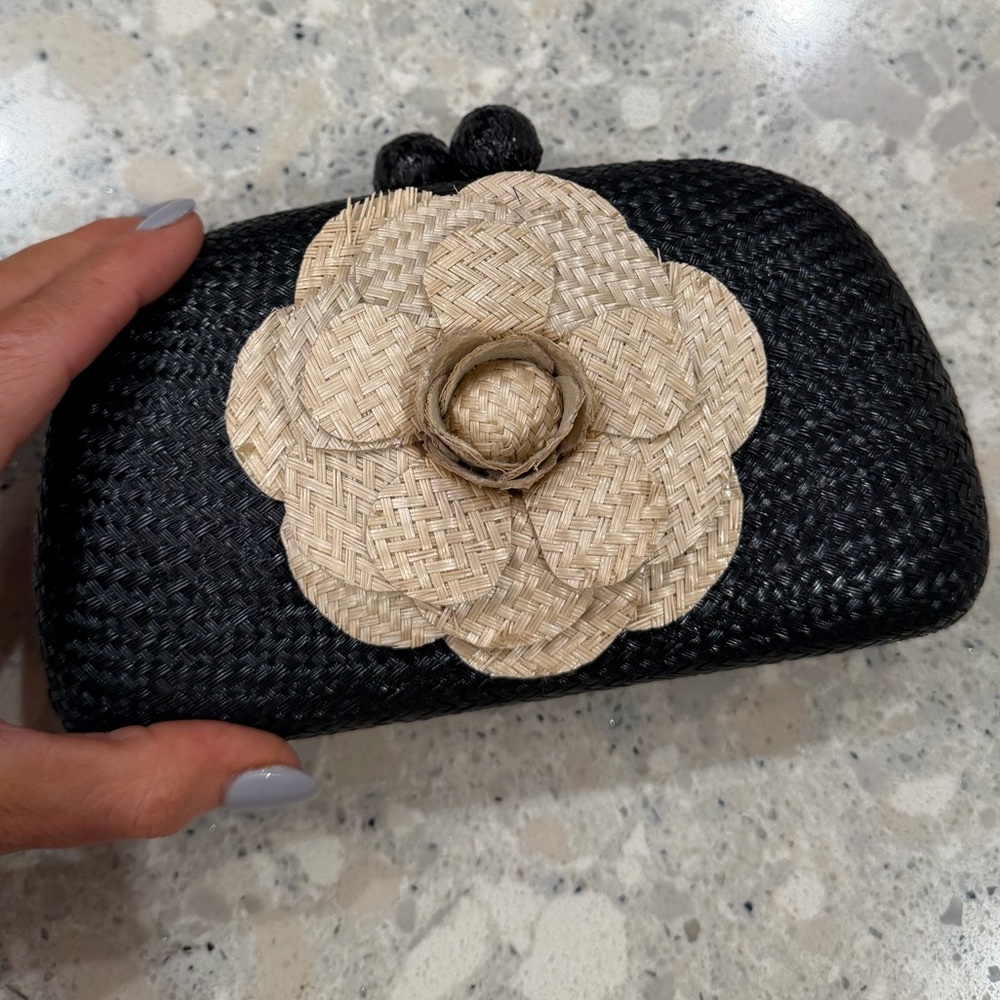 Serpui Mia Flower Bun Clutch - Black and Cream - Adorable!!! - Picture 3 of 10